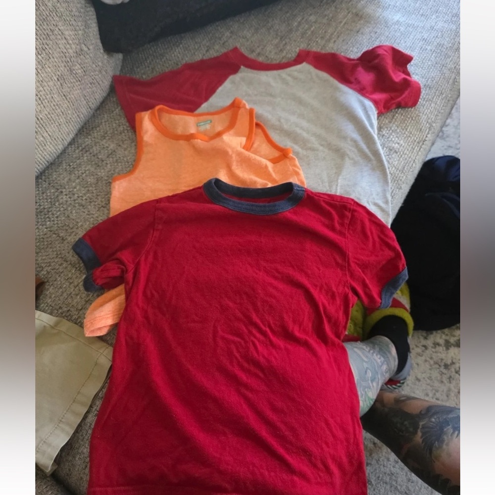 Old Navy Red Tee with Blue Trim - Picture 7 of 7